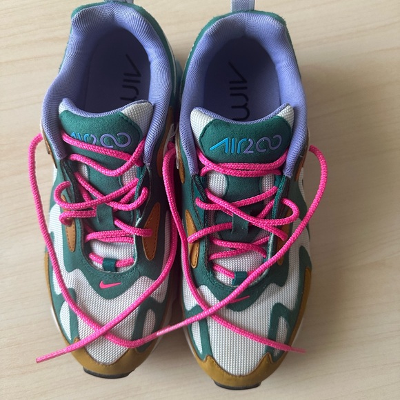 Nike Air Force Max 200 Mystic Green. Work less < 10 times.Size 8 Great condition - Picture 3 of 4